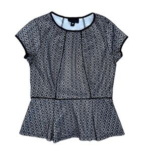 Worthington Short Sleeve Peplum Top Black And White Size Small